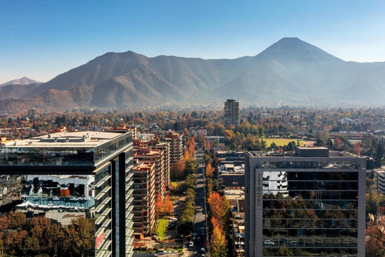 Courtyard By Marriott Santiago Las Condes Exterior photo