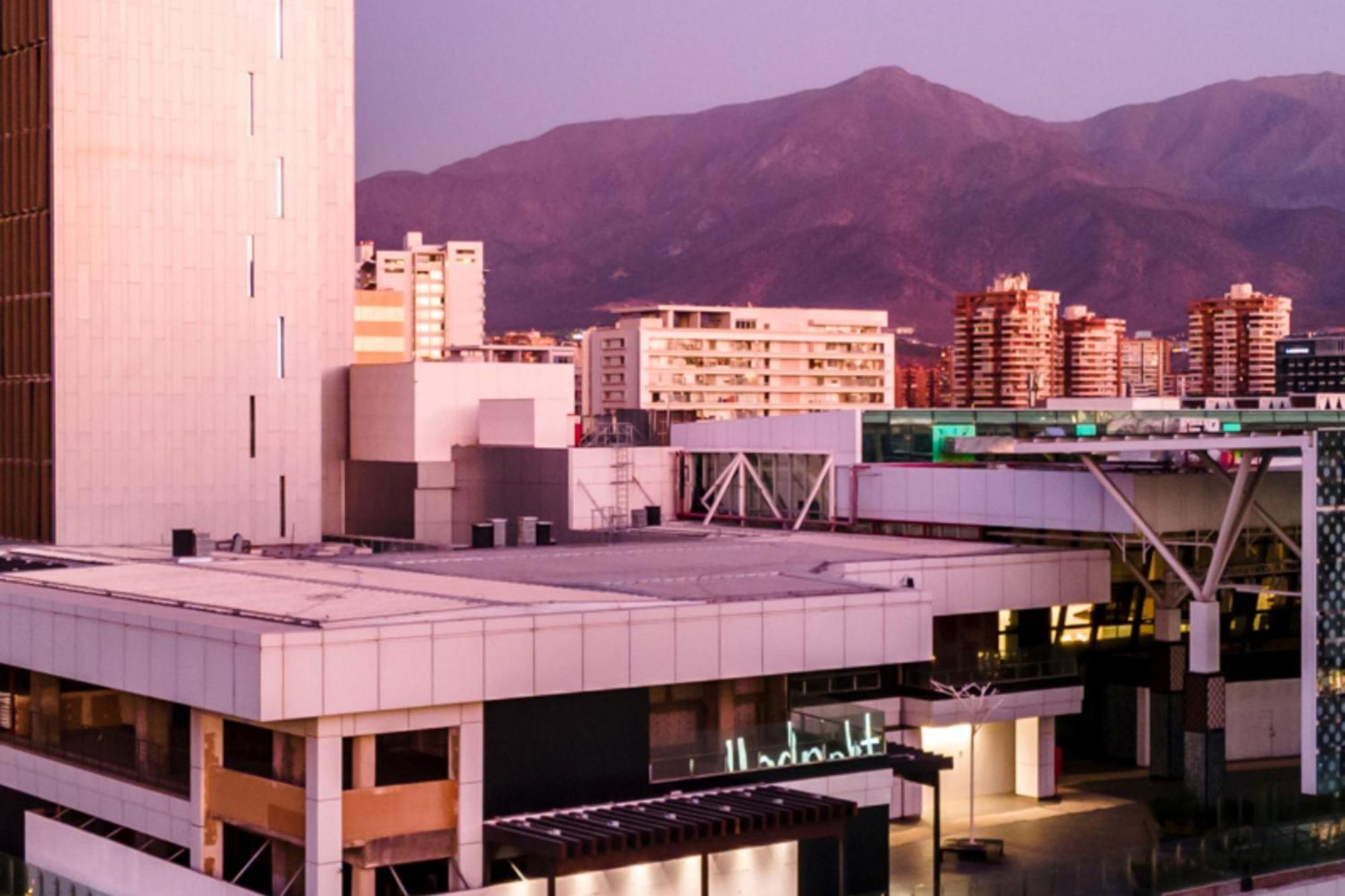 Courtyard By Marriott Santiago Las Condes Exterior photo